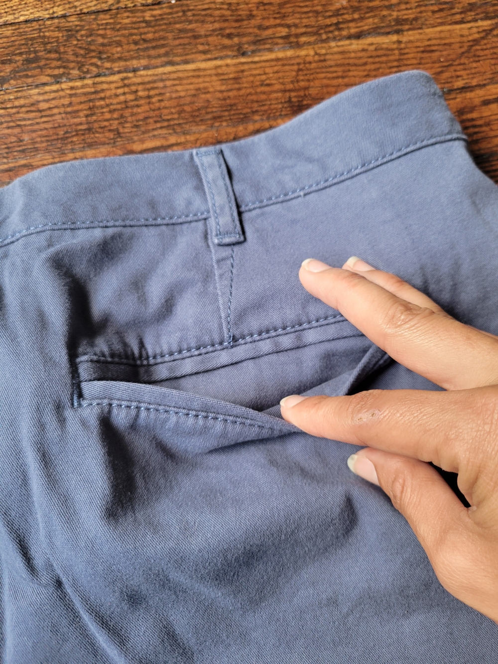 Express Womens Shorts 6 Blue Chino Shortie Capsule Minimalist Preppy Timeless - Picture 12 of 17